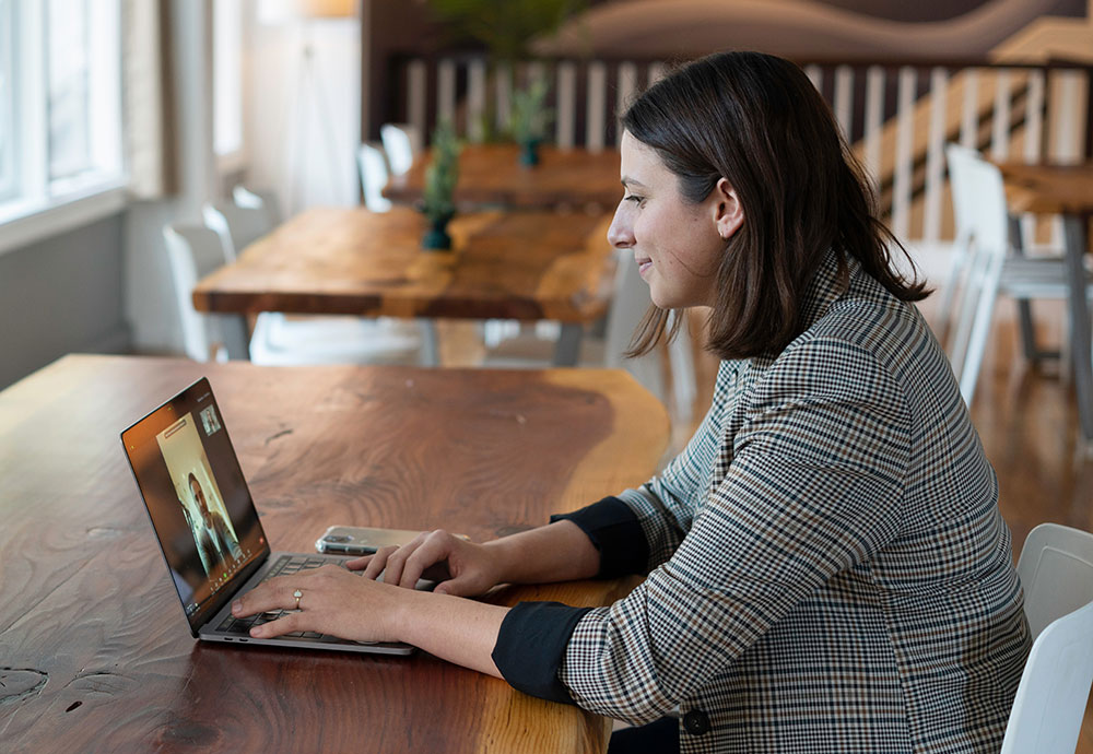 skype-meeting-VtKoSy_XzNU-unsplash Flugangstcoaching mit skype